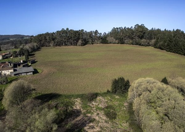  Galicia, Coruña, Abegondo, granja, campos