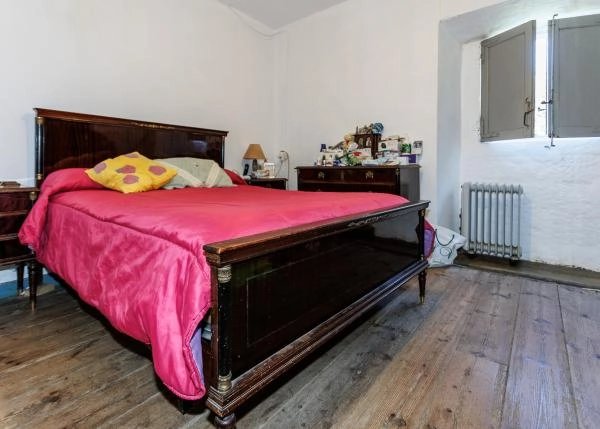 Galicia, Lugo, Outeiro de Rei, habitacion 1