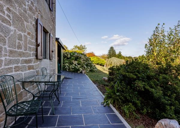 Galicia, Lugo, Guitiriz, vista lateral 1