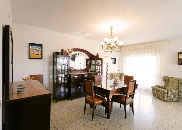 Leon, Bierzo, comedor en planta baja