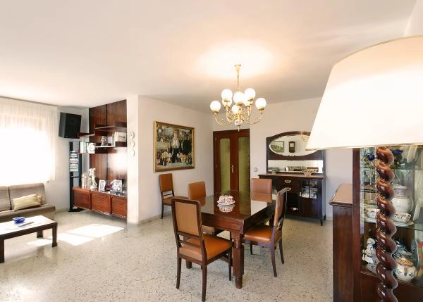 Leon, Bierzo, comedor / salon 