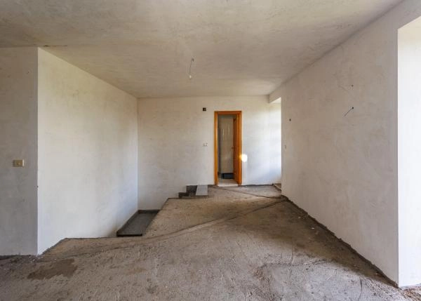  Galicia, Lugo, Picato, casa de campo, salon en obras