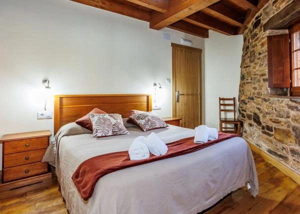 Galicia, Lugo, Pobra de Brollon, Pueblo, habitacion 3