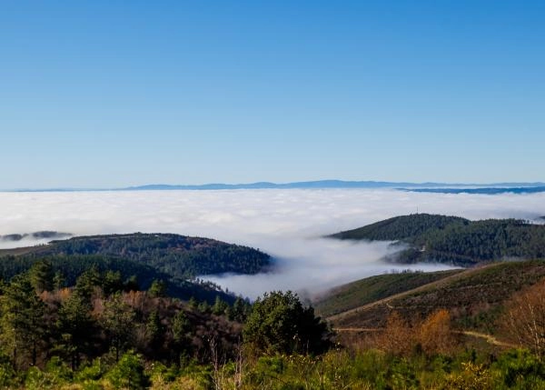 Galicia, Lugo, Pobra de Brollon, Pueblo, vista area 3