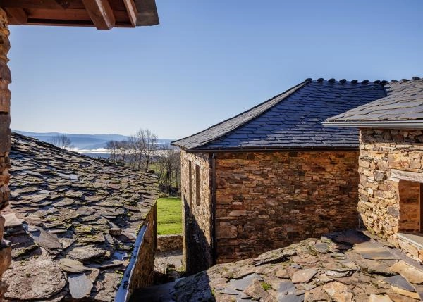 Galicia, Lugo, Pobra de Brollon, Pueblo,  calle 9