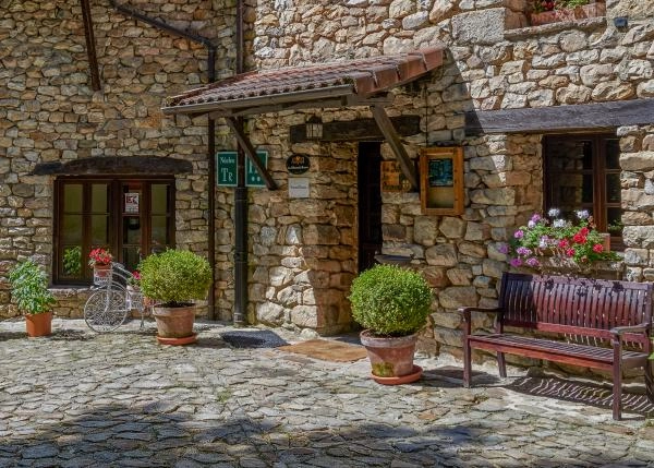 La-Tahona-de-Besnes-05-65f052c4d95ae