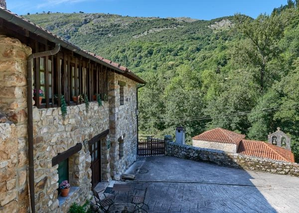 La-Tahona-de-Besnes-51-65f052f3f047c