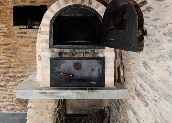 Galicia. Coruña, Mañon, casa de campo, horno