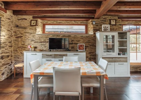 Galicia. Coruña, Mañon, casa de campo, cocina 3