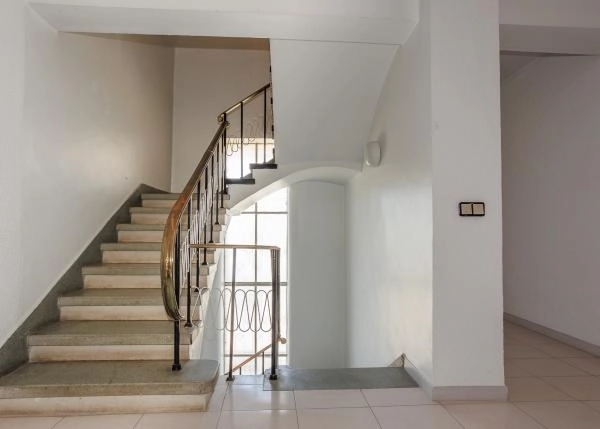  Galicia, Orense, country house escalera