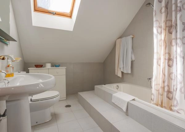  Galicia, Orense, casa rural, Castro Caldelas, baño 2