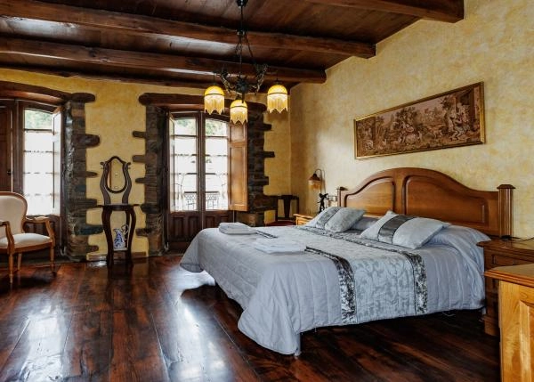 Galicia, Lugo, Navia de Suarna, habitacion 4 casa de campo