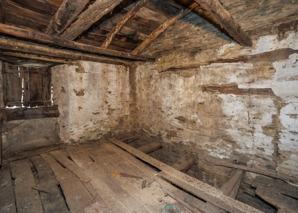  Galicia, Lugo, Samos, interior ruinosa