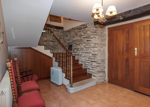 Galicia. Lugo, house with pool, escalera 2