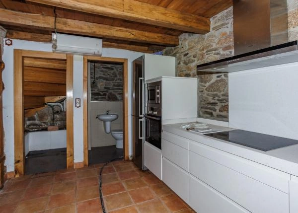 Galicia, Lugo; Begonte, kitchen 3