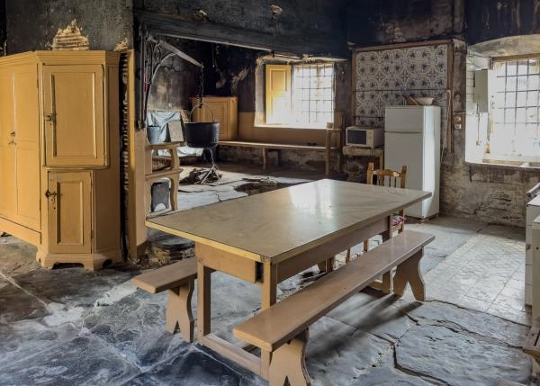 Asturias, Vegadeo, mesa cocina