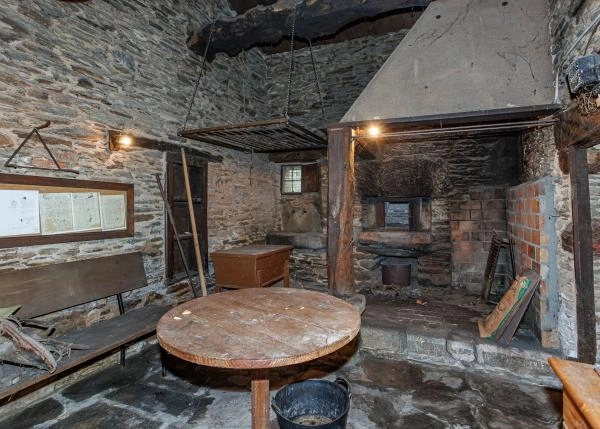 Galicia, Lugo, Cospeito, lareira / horno