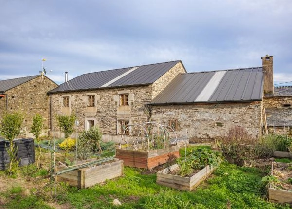 Galicia, Lugo, Cospeito, vista desde jardin