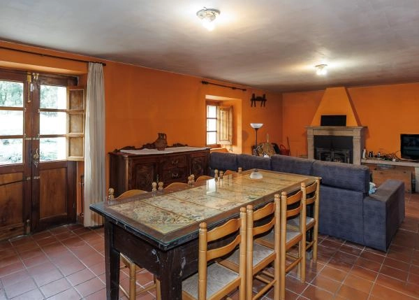 Galicia, Lugo, Cospeito, comedor 1