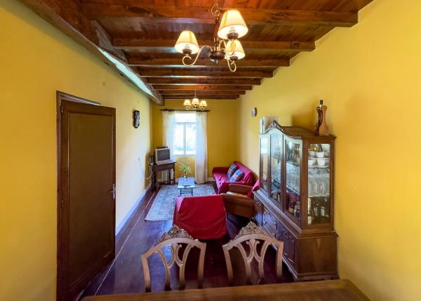 Galicia, Lugo, a Pontenova, salon 3