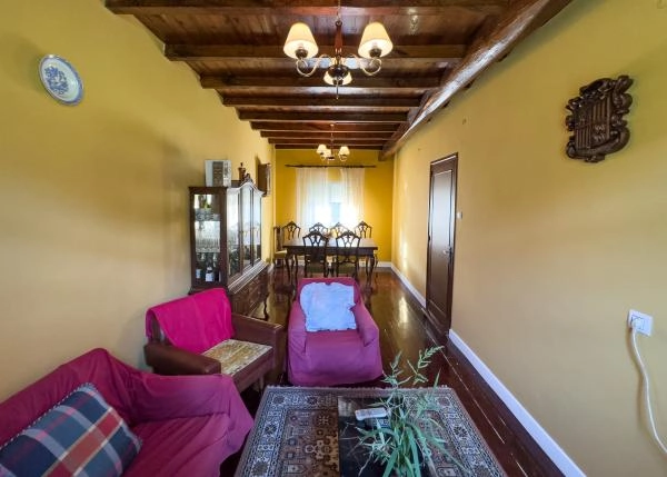 Galicia, Lugo, A Pontenova, salon / comedor 2