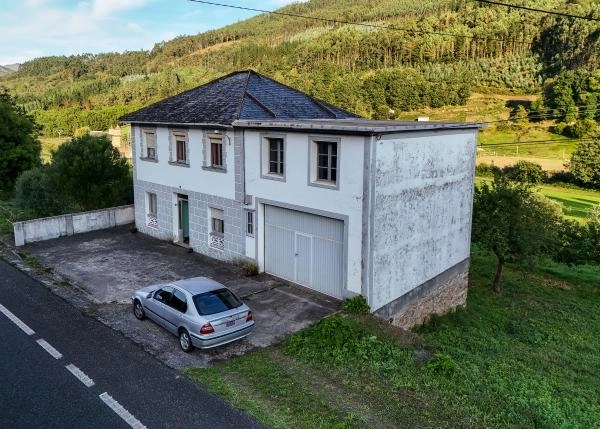 Galicia, Lugo, A Pontenova, vista area 4