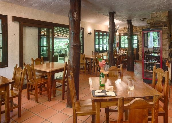Asturias, Alles, La Tahona, restaurante 2