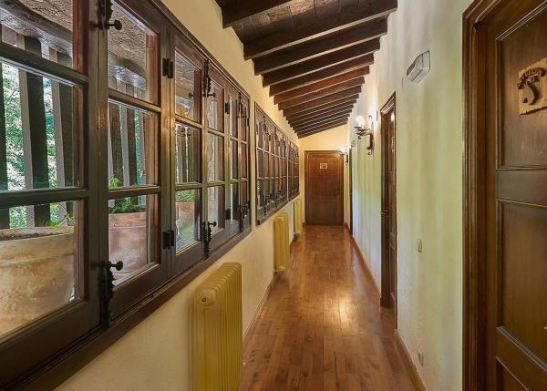 Asturias, Alles, La Tahona, pasillo