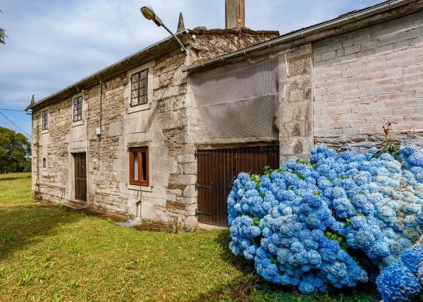 27-GCH-876-casa-labranza-rural-piedra-flores-hortensias-64bd02d6a6892