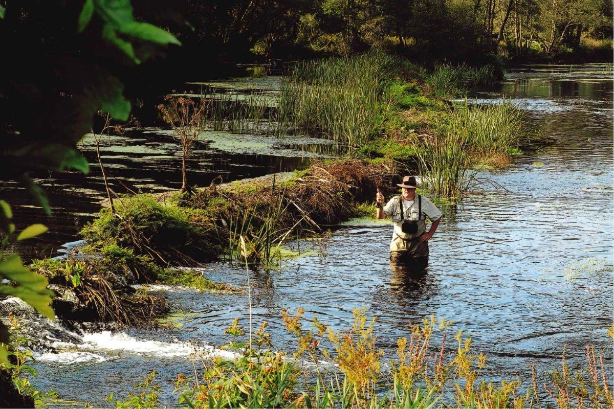 mark-adkinson-fishing-AEMS-galician-rustic
